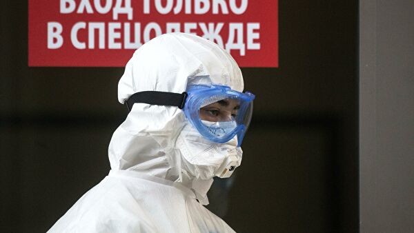 Вирусолог рассказал о часто забываемом пути заражения коронавирусом Вирусолог рассказал о часто забываемом пути заражения коронавирусом