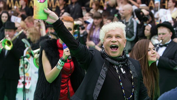 "Никого не узнаёт": критик рассказал о состоянии Бориса Моисеева