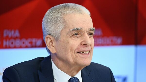 Онищенко рассказал о сбывшейся мечте увидеть москвичей в масках Онищенко рассказал о сбывшейся мечте увидеть москвичей в масках