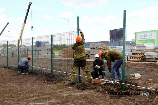 Андрей Назаров проинспектировал строительство инфекционной больницы в Уфимском районе