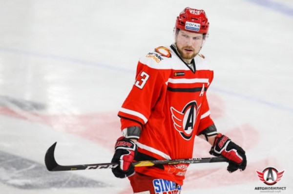 «Автомобилист» продлил на три сезона контракт с Алексеем Василевским «Автомобилист» продлил на три сезона контракт с Алексеем Василевским