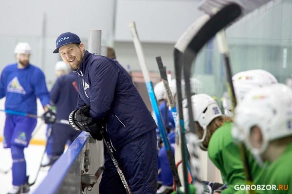 Игорь Григоренко – о «смешных» тренерских перестановках в «Салавате», неизвестных трансферах и молодых игроках 