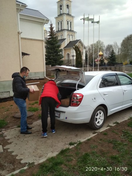 Салаватская епархия РПЦ помогает нуждающимся жителям во время пандемии COVID-19 Салаватская епархия РПЦ помогает нуждающимся жителям во время пандемии COVID-19
