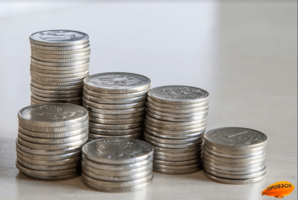 Стали известны последствия падения курса рубля для жителей России Стали известны последствия падения курса рубля для жителей России