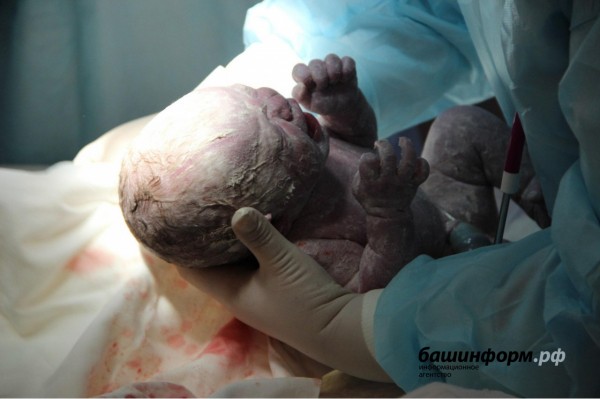 В Уфе мать бросила новорожденного с подозрением на COVID-19 В Уфе мать бросила новорожденного с подозрением на COVID-19