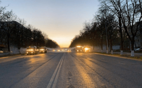 В Уфе продезинфицировано более 20 млн кв. метров улиц и дорог В Уфе продезинфицировано более 20 млн кв. метров улиц и дорог