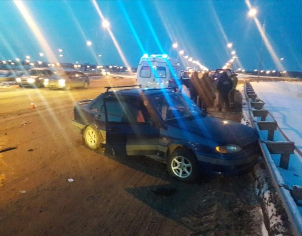 В Уфе водитель погиб в результате аварии В Уфе водитель погиб в результате аварии