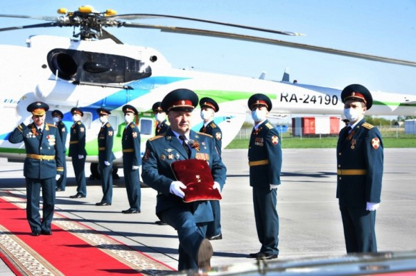 «Золотая Звезда» генерала Шаймуратова передана в Нацмузей Башкирии «Золотая Звезда» генерала Шаймуратова передана в Нацмузей Башкирии