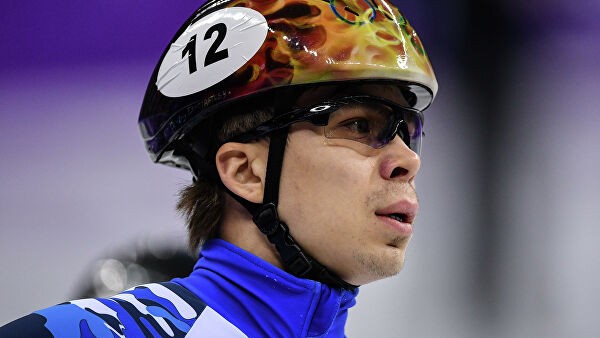 Елистратов: с большой радостью надел коньки и вышел на ледовую тренировку