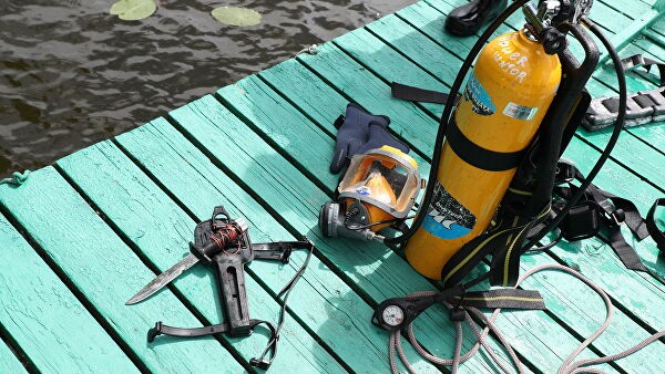 Башкирские водолазы возобновили поиски пропавшей осенью семьи Башкирские водолазы возобновили поиски пропавшей осенью семьи