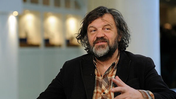 Кустурица планирует создать телесериал по роману "Мост на Дрине" Кустурица планирует создать телесериал по роману "Мост на Дрине"