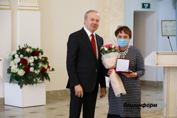 Андрей Назаров вручил госнаграды медикам Башкирии: Вы являетесь главными людьми на планете