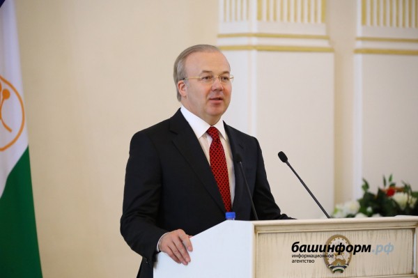 Андрей Назаров вручил госнаграды медикам Башкирии: Вы являетесь главными людьми на планете