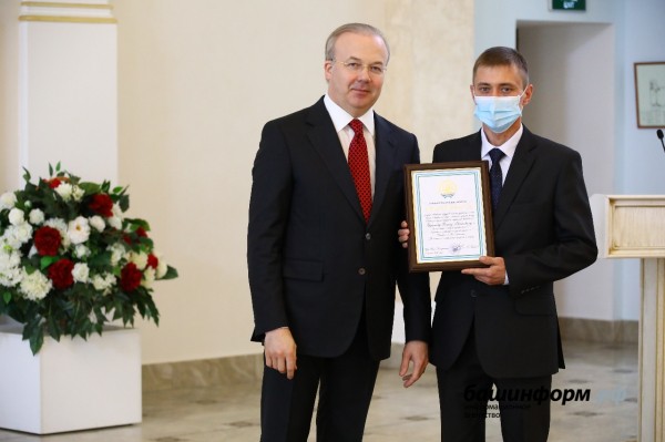 Андрей Назаров вручил госнаграды медикам Башкирии: Вы являетесь главными людьми на планете