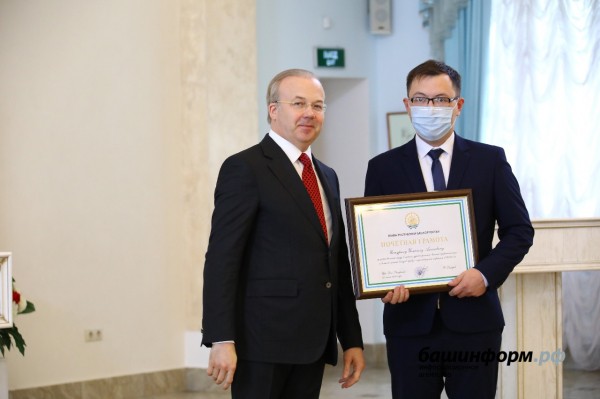 Андрей Назаров вручил госнаграды медикам Башкирии: Вы являетесь главными людьми на планете