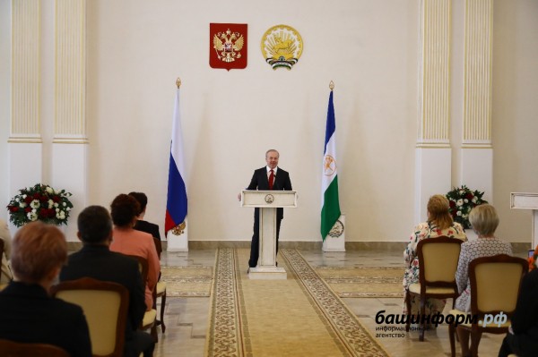 Андрей Назаров вручил госнаграды медикам Башкирии: Вы являетесь главными людьми на планете