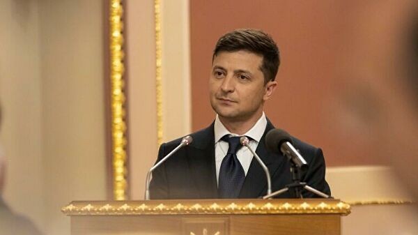 Зеленский уволил двух замглавы Службы внешней разведки Украины