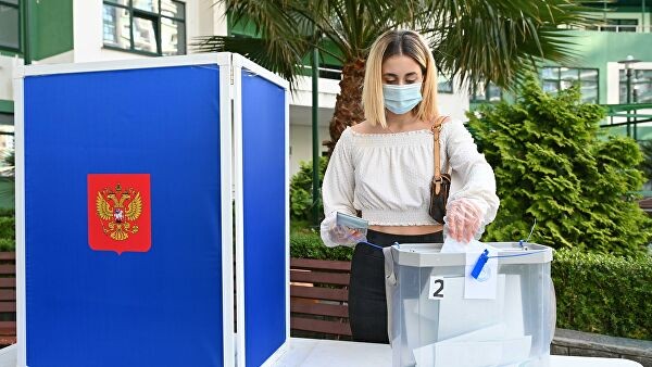 В Петербурге опровергли информацию о якобы дважды проголосовавшей женщине В Петербурге опровергли информацию о якобы дважды проголосовавшей женщине