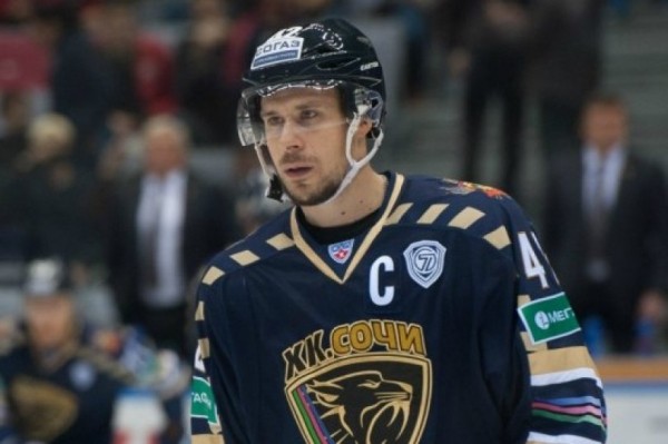 Никита Щитов объявил о завершении карьеры. Он войдет в скаутский отдел «Сочи» Никита Щитов объявил о завершении карьеры. Он войдет в скаутский отдел «Сочи»