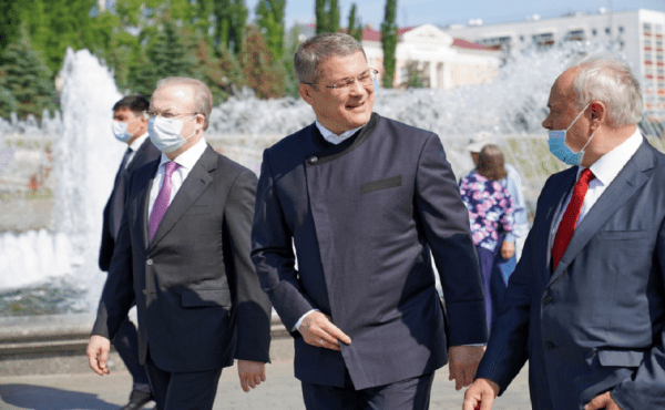 Радий Хабиров принял участие в праздновании Дня России Радий Хабиров принял участие в праздновании Дня России