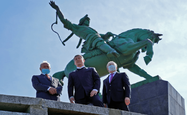 Радий Хабиров принял участие в праздновании Дня России Радий Хабиров принял участие в праздновании Дня России