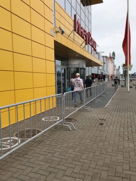 &laquo;Страх посещения общественных мест&raquo;: как работают торговые центры Уфы в период пандемии коронавируса 