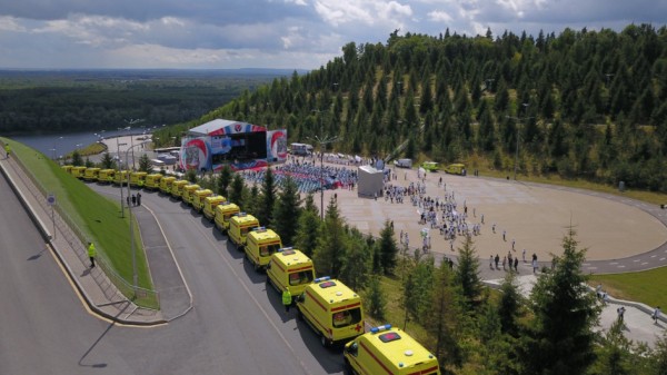 В Башкирии впервые прошел парад медицинских работников