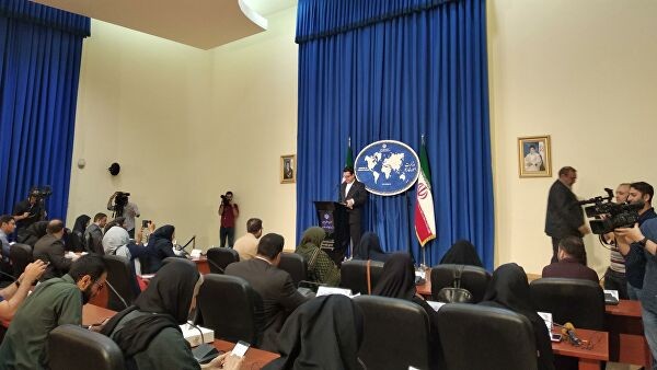 МИД Ирана прокомментировал инцидент с летевшим в Бейрут самолетом