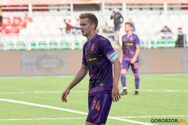 Фомин реализовал третий пенальти в сезоне и вывел «Уфу» вперед в матче с «Локомотивом» Фомин реализовал третий пенальти в сезоне и вывел «Уфу» вперед в матче с «Локомотивом»