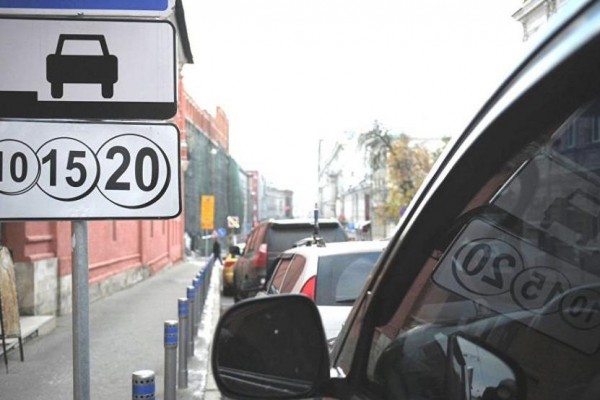 По проекту «Безопасные и качественные дороги» в Уфе обустроят 2,1 тыс. парковочных мест  