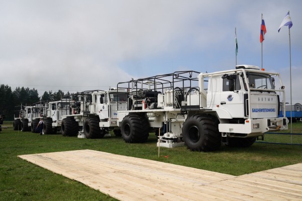 Радий Хабиров: «Башнефтегеофизика» - одно из крупных и уникальных в России в своей отрасли Радий Хабиров: «Башнефтегеофизика» - одно из крупных и уникальных в России в своей отрасли