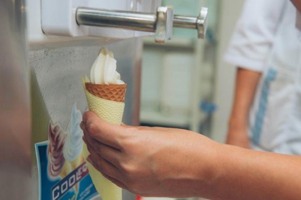 В Аграрном университете разработали мороженое с пчелиной пыльцой и прополисом В Аграрном университете разработали мороженое с пчелиной пыльцой и прополисом