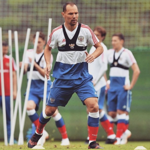 Жена Игнашевича: «Стоило ошибиться на поле – мужа уничтожали» Жена Игнашевича: «Стоило ошибиться на поле – мужа уничтожали»