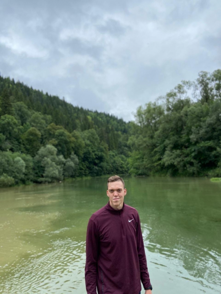 «Хотим посетить Куштау». Как игроки «Урала» путешествуют по Башкирии «Хотим посетить Куштау». Как игроки «Урала» путешествуют по Башкирии