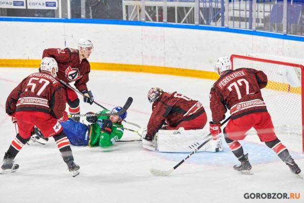 «Салават Юлаев» уступил «Автомобилисту» 