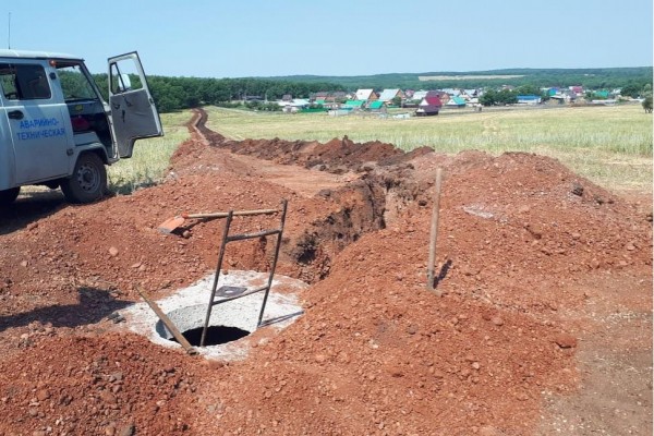 В деревнях Ишимбайского района запускаются новые сети водоснабжения В деревнях Ишимбайского района запускаются новые сети водоснабжения