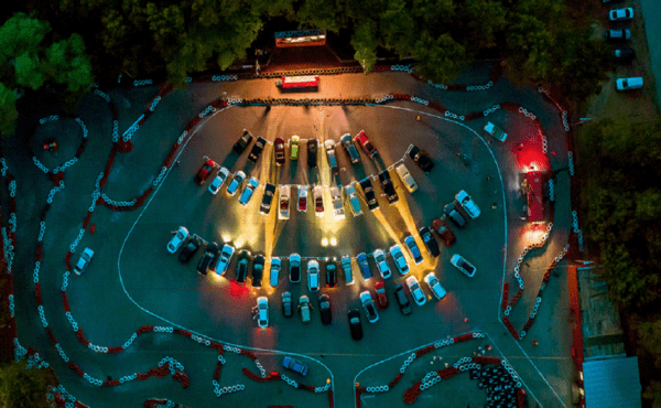 В Уфе акция «Ночь кино» пройдет на трех открытых площадках В Уфе акция «Ночь кино» пройдет на трех открытых площадках