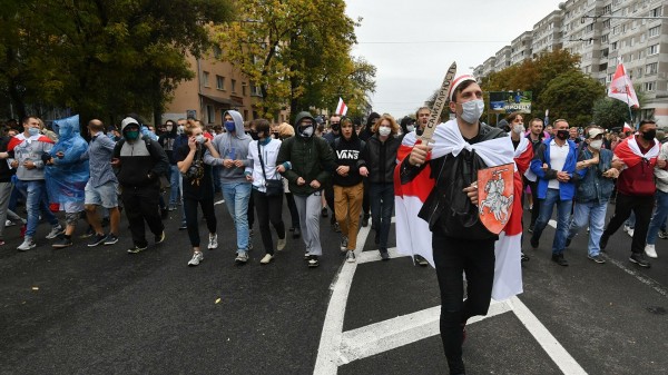 В Белоруссии задержали около 200 протестующих В Белоруссии задержали около 200 протестующих