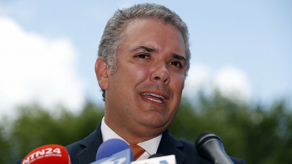 СМИ сообщило о готовившем покушение на президента Колумбии россиянине СМИ сообщило о готовившем покушение на президента Колумбии россиянине