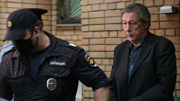 Новый адвокат Ефремова оказался чемпионом мира 