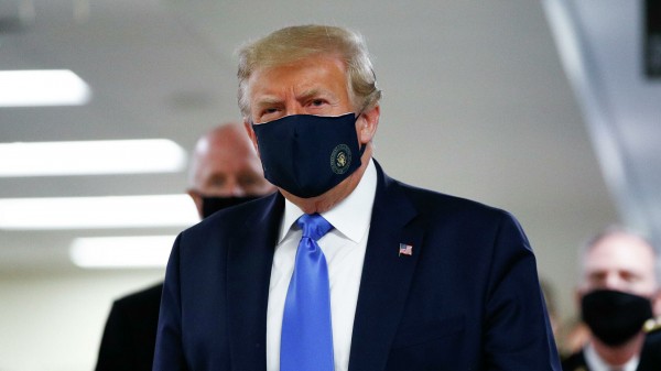 Трамп уверен, что спас миллионы американцев от коронавируса