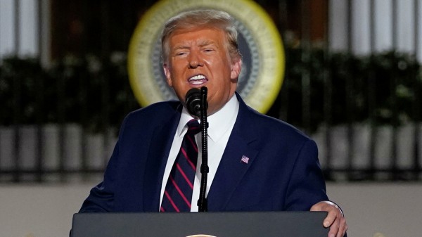 Трамп уверен, что спас миллионы американцев от коронавируса