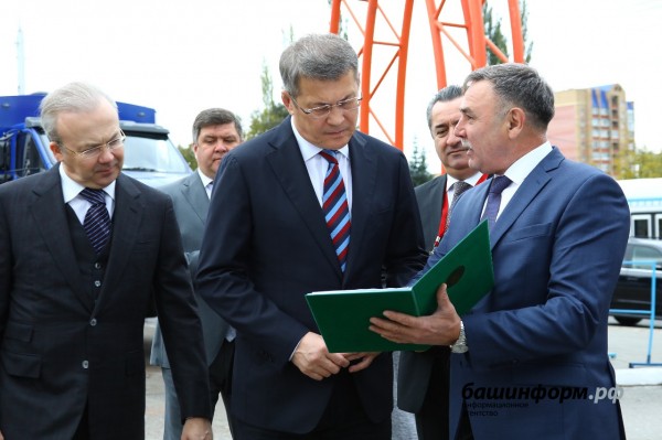 В Башкирии объем жилищного строительства за 8 месяцев вырос на 7,3% - Радий Хабиров