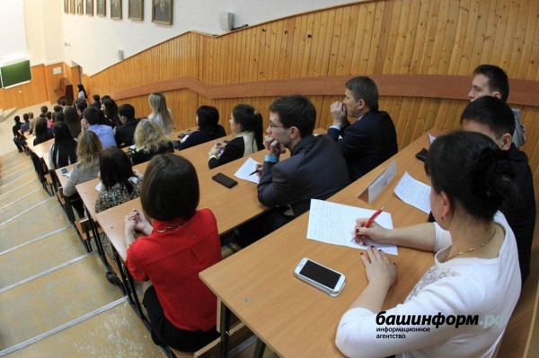 В вузах недобор бюджетников; рост тарифов на вывоз ТКО - неделя в Башкирии