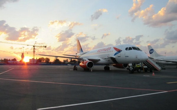 Вылетевший из Уфы самолет вернулся в аэропорт из-за неисправности Вылетевший из Уфы самолет вернулся в аэропорт из-за неисправности