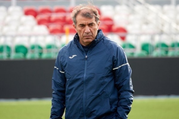 Рашид Рахимов: «Уфа» сыграла глупо, позволив «Ахмату» забить два мяча в меньшинстве» Рашид Рахимов: «Уфа» сыграла глупо, позволив «Ахмату» забить два мяча в меньшинстве»