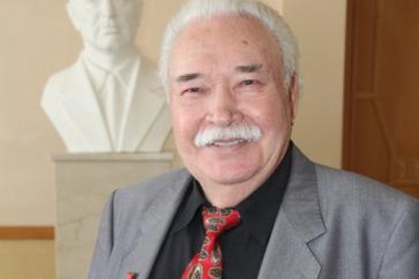 Ушел из жизни народный артист Башкирии Ратмир Бадретдинов Ушел из жизни народный артист Башкирии Ратмир Бадретдинов