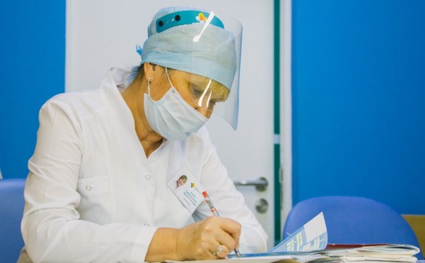 В Башкирии беременных женщин переводят на удаленный режим работы