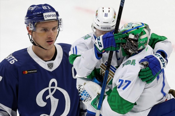 &laquo;Динамо&raquo; М &ndash; &laquo;Салават Юлаев&raquo; &mdash; 3:4ОТ, обзор матча чемпионата КХЛ, видео грубой ошибки Шипачёва