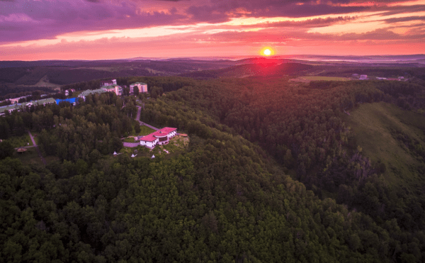 В Башкирии в геопарк «Янган-Тау» планируют привлечь 30 млрд инвестиций В Башкирии в геопарк «Янган-Тау» планируют привлечь 30 млрд инвестиций